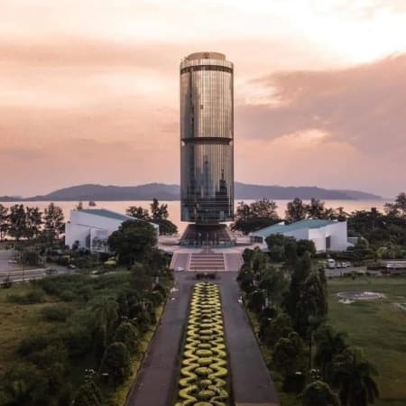 1-Day Kota Kinabalu City Tour with Mosque, Temple and Local Market