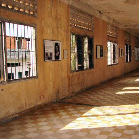 7-Day Cambodia Heritage Tour with Angkor, Phnom Kulen and Phnom Penh