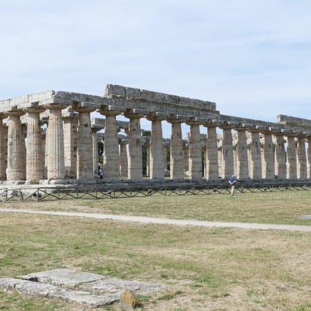 2-Hour Walking Tour of Paestum with Archaeological Park and Museum