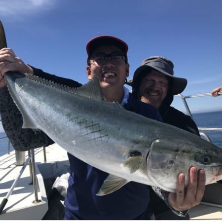 12-Hour Yamaguchi Prefecture Fishing Tour from Iwakuni