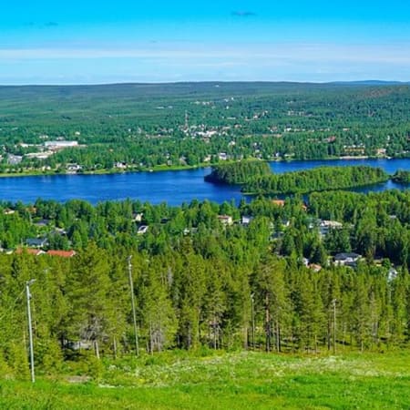 4-Hour Arctic Fishing Tour in Rovaniemi with Campfire BBQ