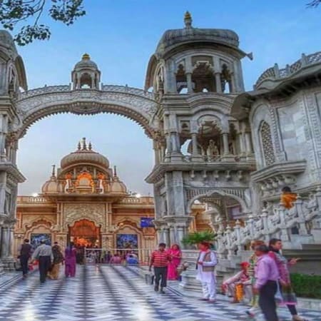 1-Day Mathura and Vrindavan Temple Tour from Delhi by Car