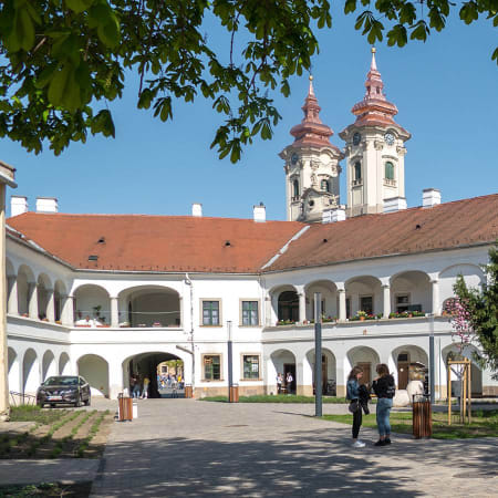 1-dňový autobusový výlet do Egeru z Košíc s dvojjazyčným sprievodcom