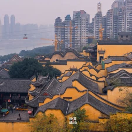 2-Day Chongqing Walking Tour with Liziba and Two Rivers Views
