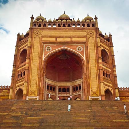 2-Day Agra Tour from Jaipur with Taj Mahal and Fatehpur Sikri