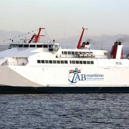 1-Day Petra Boat Tour from Sharm El Sheikh with Aqaba Ferry Crossing