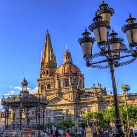 5-Hour Tlaquepaque Sightseeing Tour from Guadalajara with Wine Tasting
