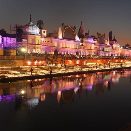 3-Day Ayodhya and Varanasi Spiritual Tour with Sarnath