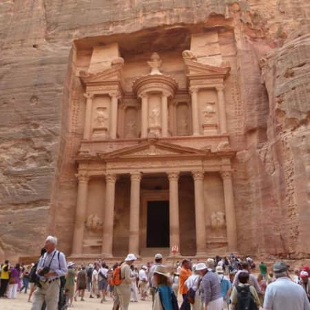 1-Day Petra Tour from Sharm El Sheikh with Ferry and Jordan Visa
