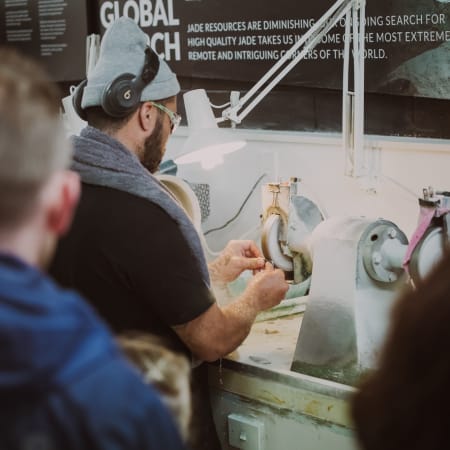 30-Minute Rotorua Jade Studio Tour with Pounamu Necklace