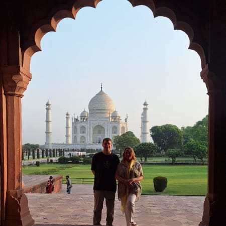 Full-Day Taj Mahal and Mathura Holi Tour from Delhi
