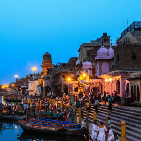 Full-Day Mathura and Vrindavan Private Tour from Delhi by AC Car