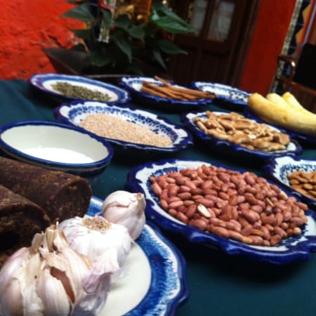 5-Hour Mole Poblano Cooking Tour in Puebla with Market Visit