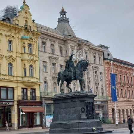 1-Day Zagreb Upper Town Storytelling Walk with Folk Tales