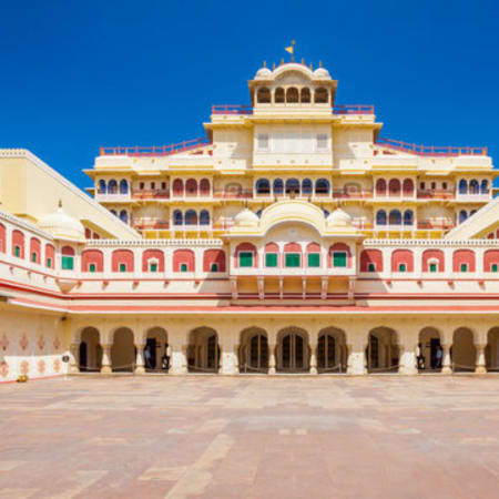 2-Day Jaipur Tour from Delhi with Amber Fort and Local Bazaars