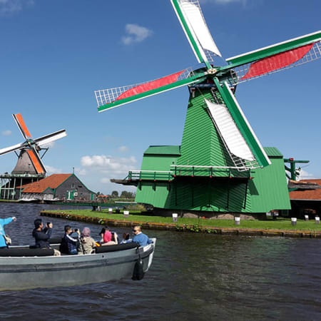 2-Day Dutch Culture Tour from Amsterdam with Zaanse Schans and Giethoorn