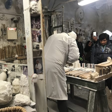 2-Hour Volterra Walking Tour with Tastings and Alabaster Workshops