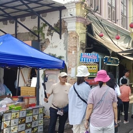 4-Day Ipoh and Pangkor Island Tour with Heritage Sites and Beach Time