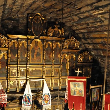 7-Day Rarau Mountains Trekking Tour with Maramures Monasteries