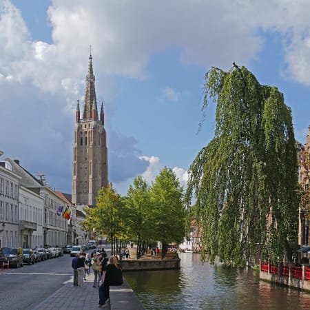 3-Hour Private Bruges Walking Tour with Hidden Gems and Landmarks