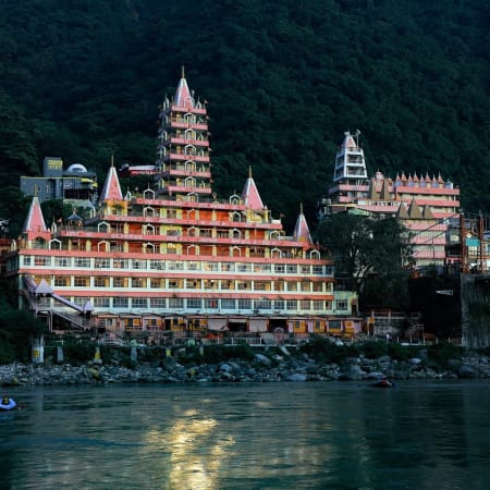 2-Day Haridwar and Rishikesh Sightseeing Tour with Ganga Aarti