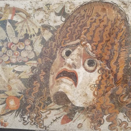 Tour di 2 ore al Museo Archeologico di Napoli con collezione Farnese