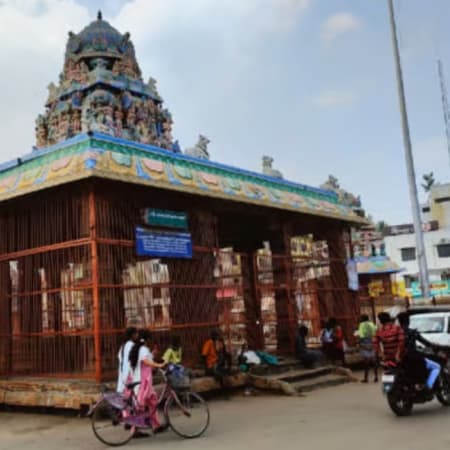 15-Hour Chola Heritage Tour from Pondicherry with UNESCO Temples