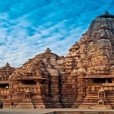 3-Day Pilgrimage Tour to Orchha and Khajuraho from Delhi