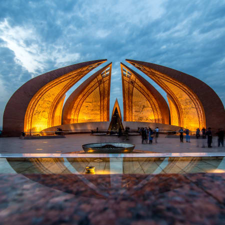 12-Day Cultural and Scenic Pakistan Tour from Islamabad to Lahore