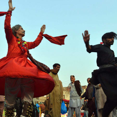 8-Day Saints and Sufism Tour in Southern Punjab with Multan Festival
