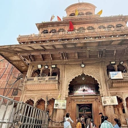 1-Day Mathura and Vrindavan Temple Tour from Delhi with Lunch