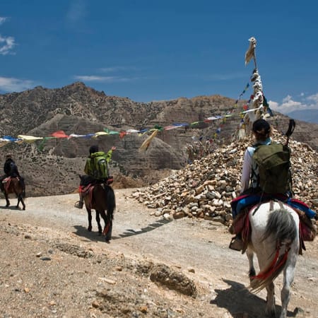 15-Day Upper Mustang Trek in Nepal with Lo Manthang and Kagbeni