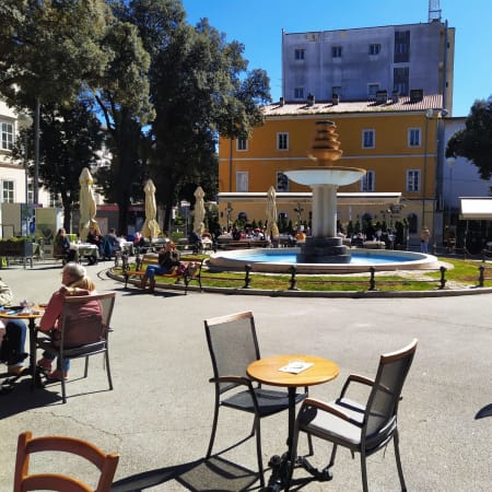 4-Hour Private Walking Tour of Pula with Roman Landmarks and Hidden Gems