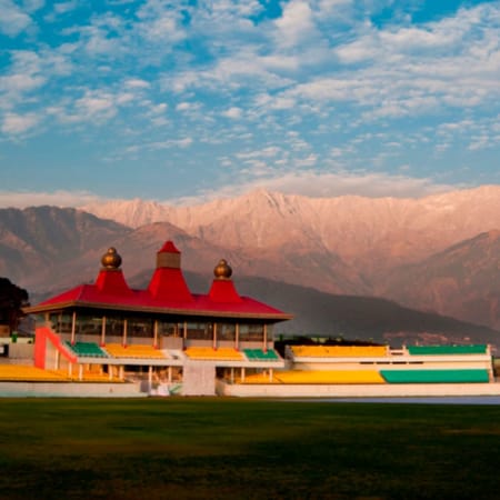 5-Day Dharamshala and Dalhousie Tour from Delhi with Bhagsu Falls