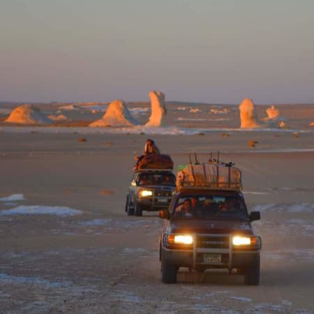 6-Day Siwa, Bahariya and White Desert Tour with Desert Camping