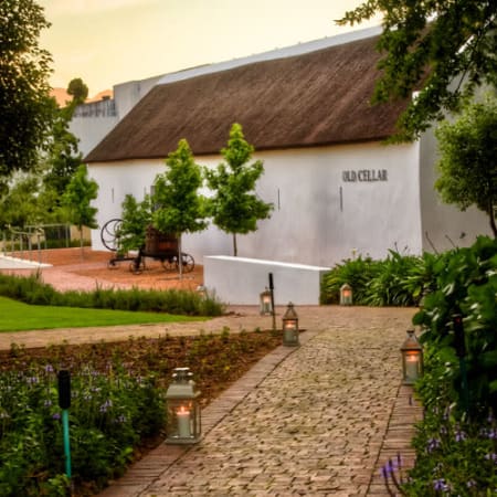 8-Hour Private Cape Winelands Tour with Franschhoek and Stellenbosch