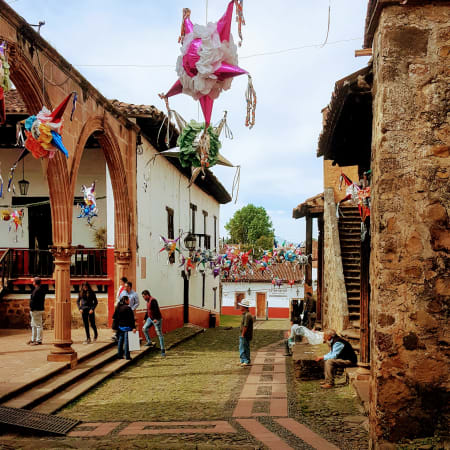 12-Hour Michoacán Heritage Tour with Pátzcuaro and Copper Crafts