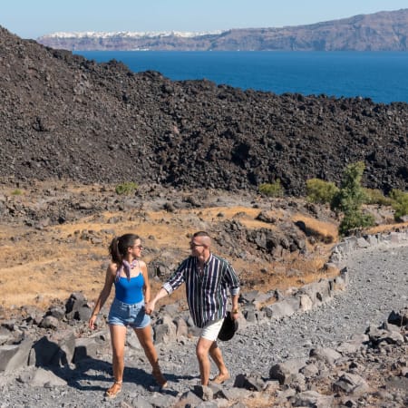10-Hour Santorini Cruise to Thirasia and Oia Sunset