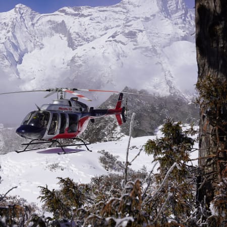 4-Day Everest Region Trek with Candlelight Dinner and Helicopter Return