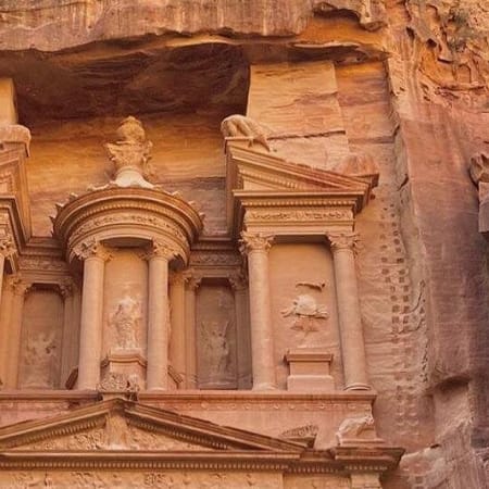 1-Day Petra Boat Tour from Sharm El Sheikh with Aqaba Ferry Crossing