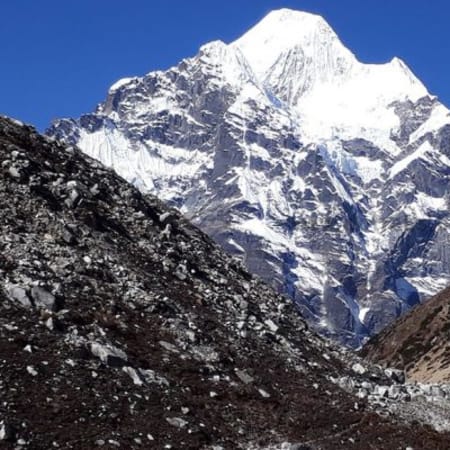 23-Day Makalu Base Camp Trek in Nepal with Kathmandu Sightseeing