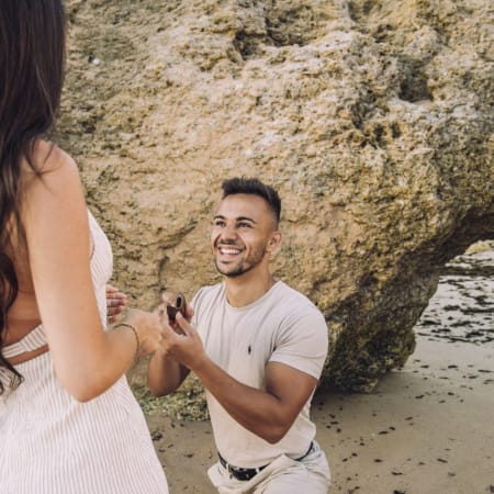 1-Hour Proposal Photography Session in Albufeira with Edited Photos