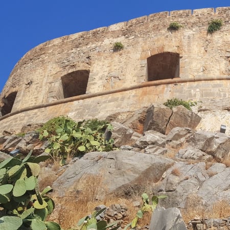 7-Hour Elounda and Spinaloga Tour with Plaka Lunch Stop