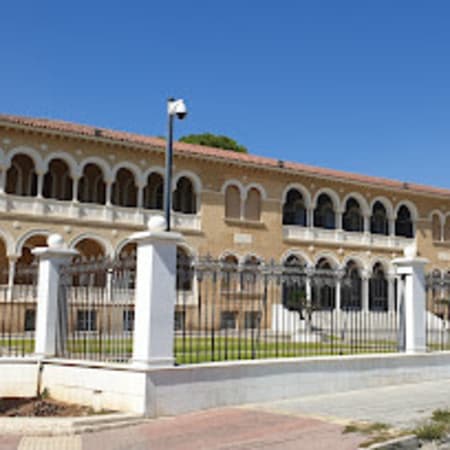 5-Hour Walking Tour of Nicosia with Buyuk Han and Cypriot Coffee