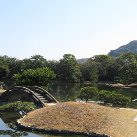 1-Day Wakayama City Tour with Castle, Kuroshio Market and Gardens