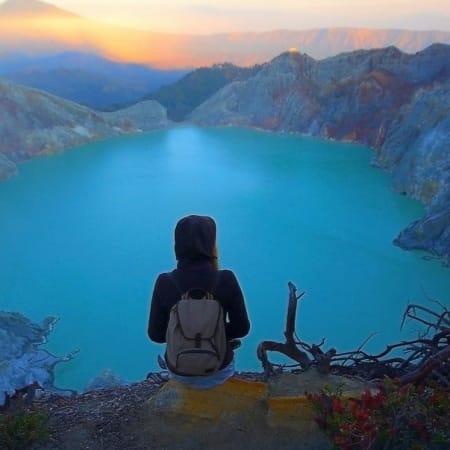 4-Day Mount Bromo and Mount Ijen Trek from Surabaya with Blue Fire