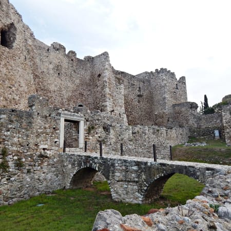 9-Day Central Greece Heritage Tour with Delphi, Meteora and Corinth