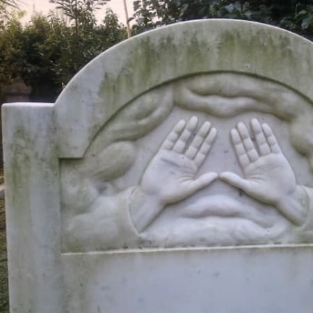 7-Hour Jewish Heritage Tour in Genova with Synagogue and Staglieno