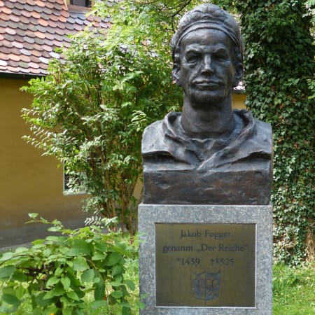 2-Hour Augsburg Walking Tour with Fuggerei and Schaezler Palais