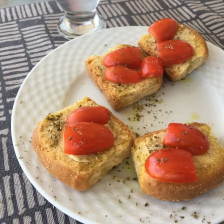 3-Hour Greek Cooking Class in Mykonos with Local Wine